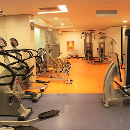 International & Conference Center Hotell