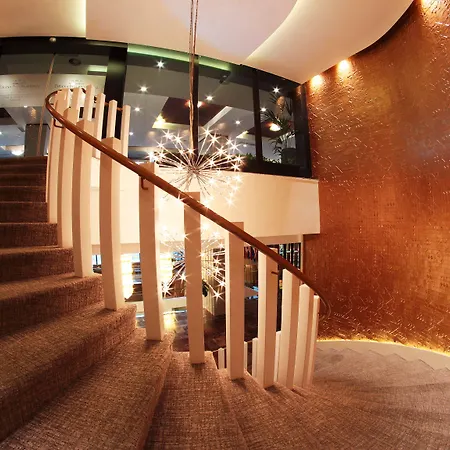 International Hotel&conference Center 4* Tirana