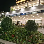 地拉那国际酒店及会议中心 地拉那