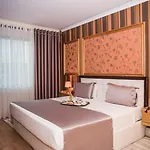 International & Conference Center 4* Tiran