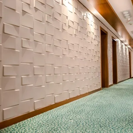 International & Conference Center Hotel 4*