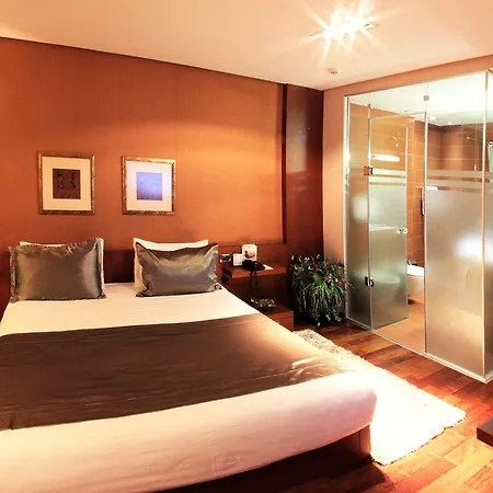 Hotel International & Conference Center 4*