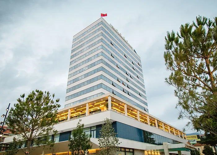 Hotel International & Conference Center