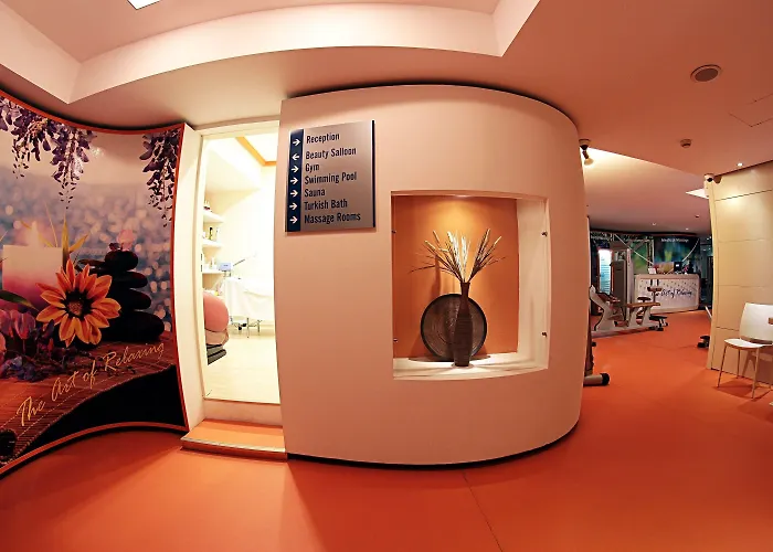 International & Conference Center 4* Tirana