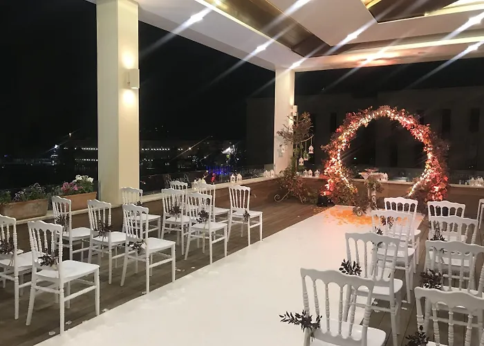 International & Conference Center Hotel 4*